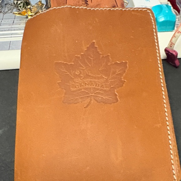 Maple Leaf Embossed Leather Passport Holder (Roots) - Picture 2 of 9
